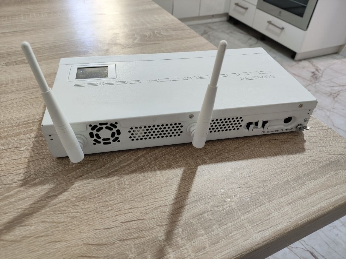 Mikrotik Cloud Switch CRS125-24G-1S-2HnD-IN