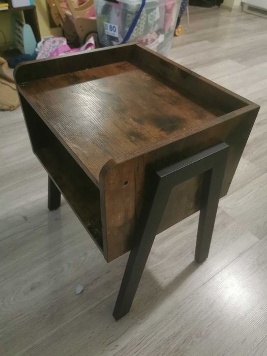 Stolik nocny retro