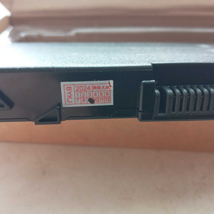 Продам батарею для DELL PRECISION 7710 7720..