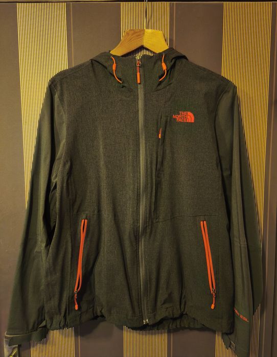 The north face hyvent 2.5L куртка дождевик ветровие