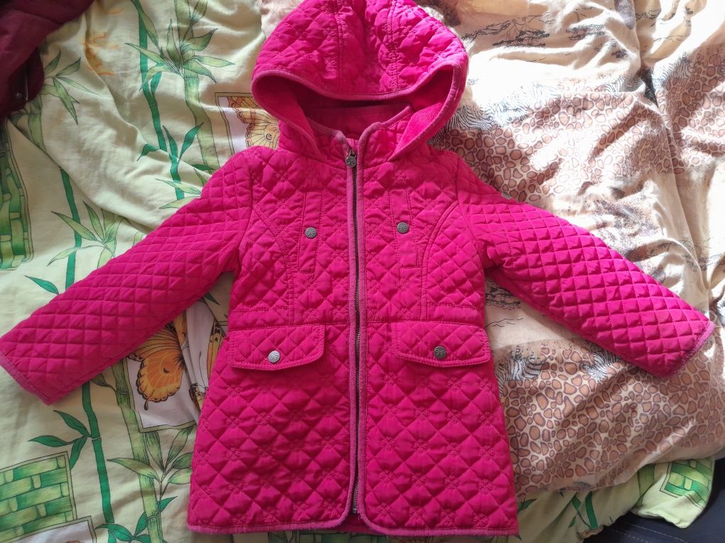 Куртка демісезонна на дівчинку 5-6 років