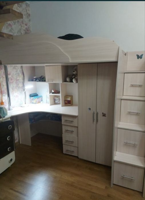 Кровать дитяча двухповерхова