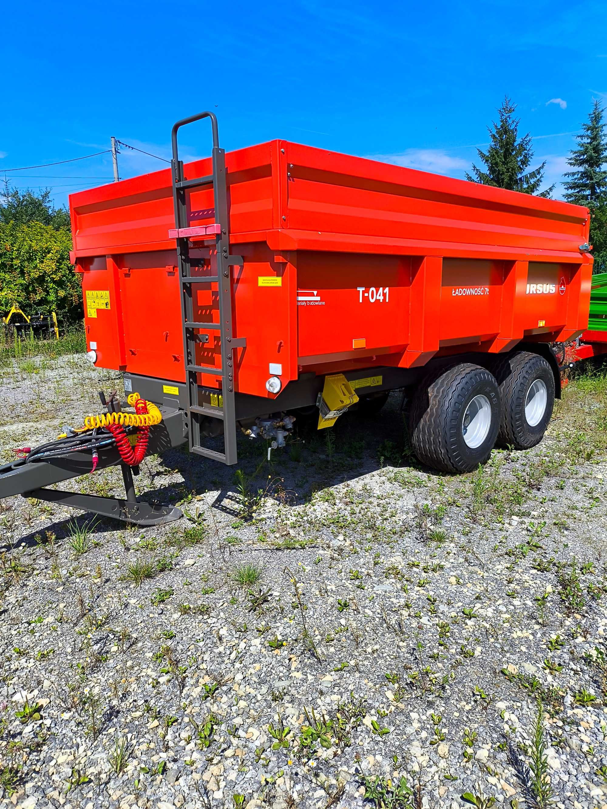 Przyczepa tandem, skorupowa Ursus T-041 z nadstawami