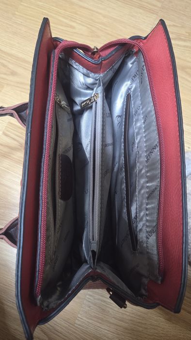 Шкіряна жіноча сумка