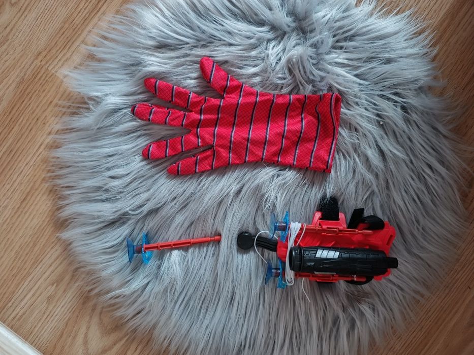Rękawica Spiderman wyrzutnia rakiet