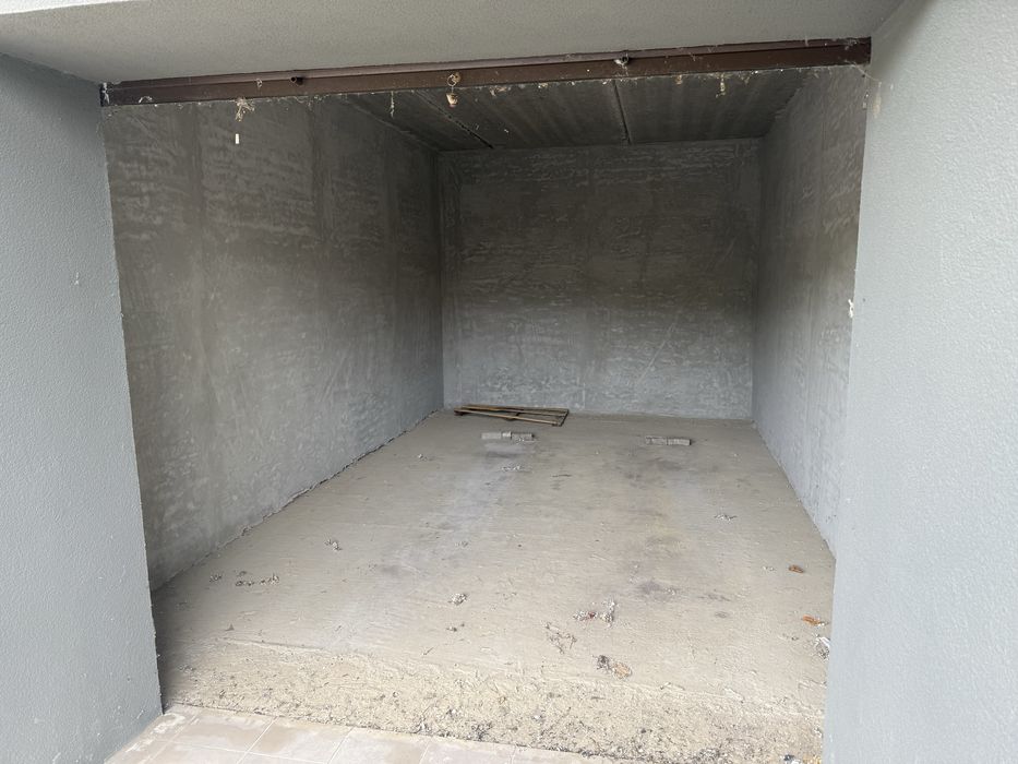 Власник, продам гараж ЖК Amsterdam Амстердам, Озерна