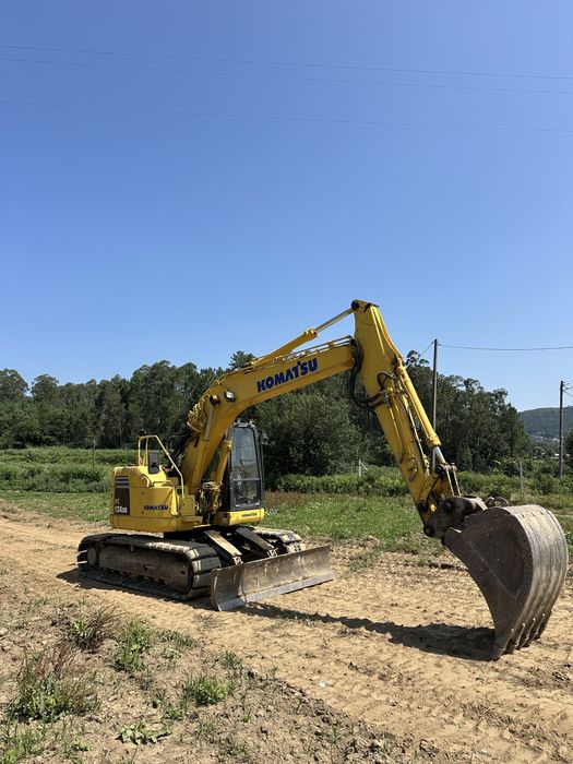Giratoria Komatsu138