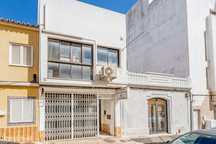 Excelente Oportunidade De Investimento Prédio Comercial Em Portimão