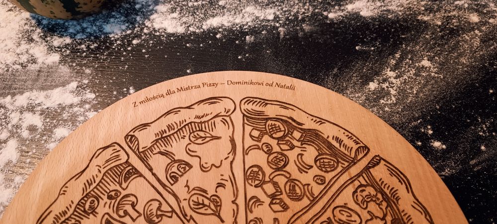 Deska do Krojenia Bukowa z Grawerem – Unikalny Prezent, 45 PLN!