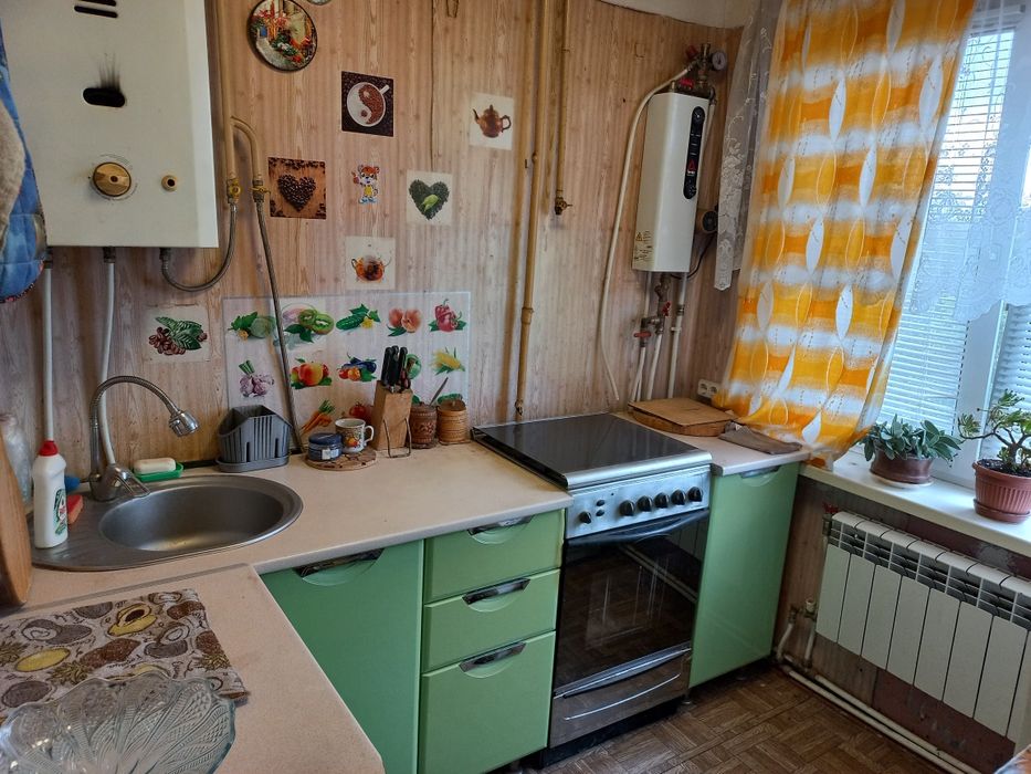 Продам 4-х комн.квартиру