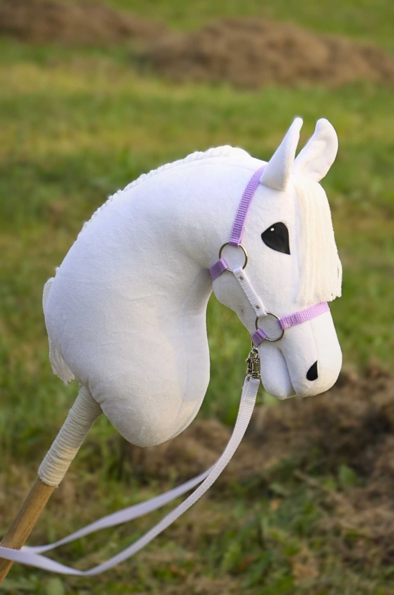 Hobby Horse biały siwy A3