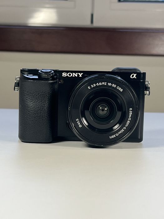 Camera Sony A6100 mirrorless