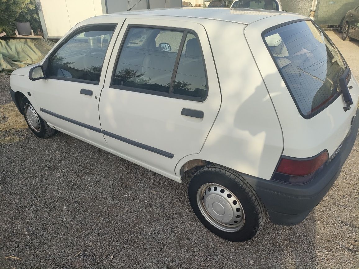 Renault Clio gasolina