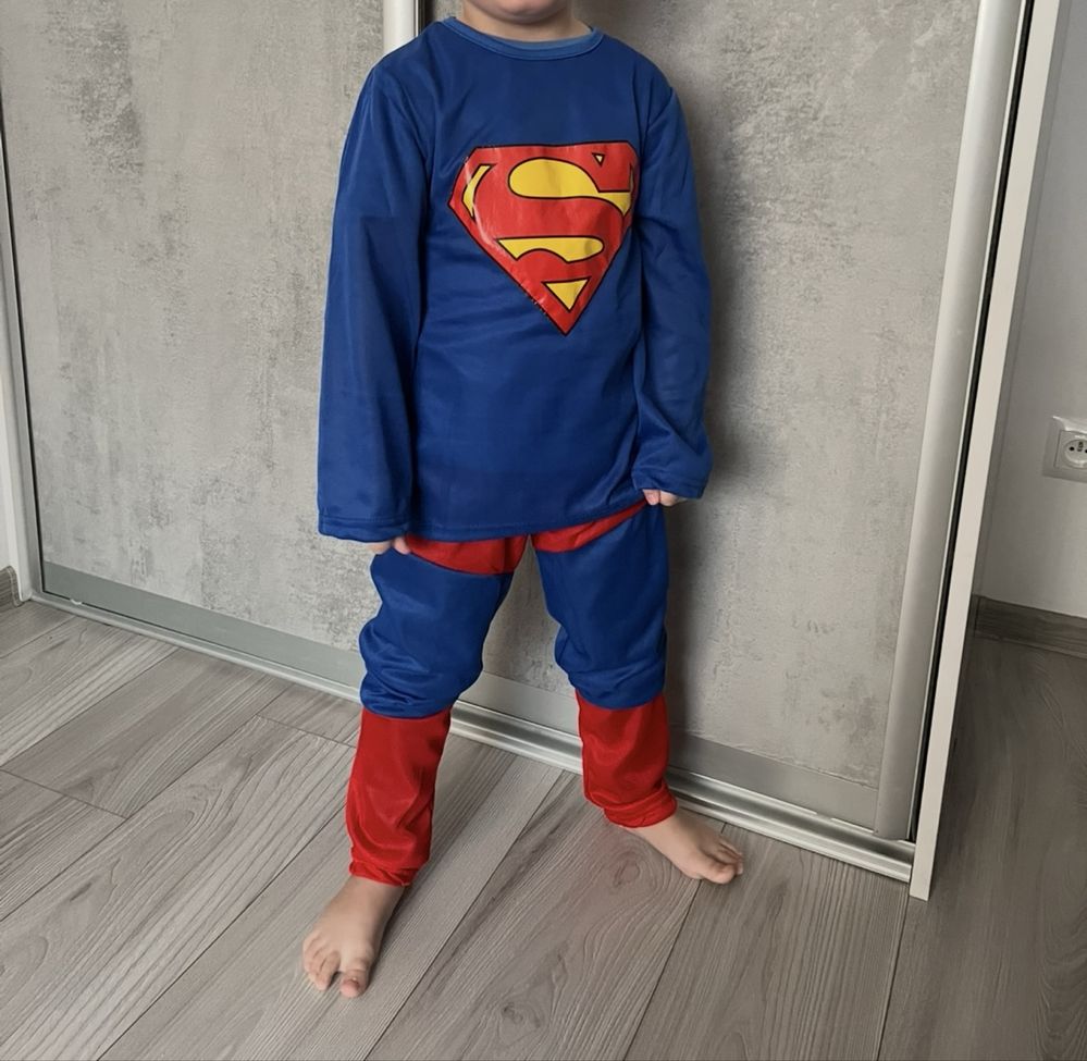 Strój karnawałowy supermen 104-116