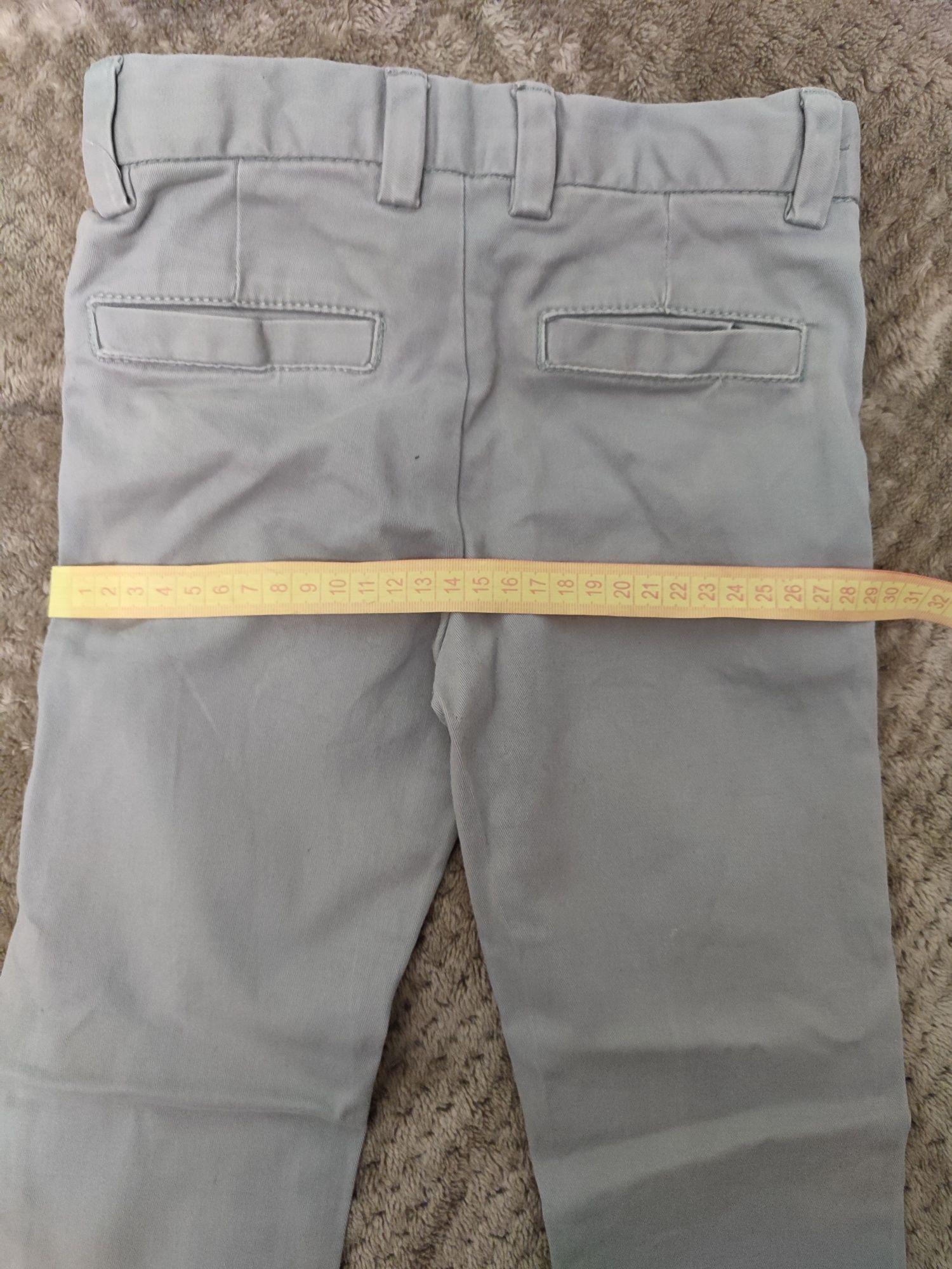 Штаны/джинсы на мальчика 5-6 лет