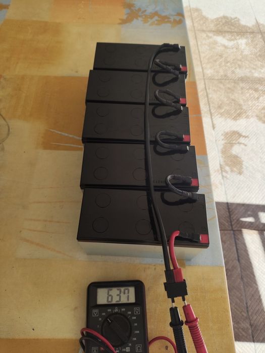 Conjunto de 5 baterias yuasa NP7-12L 7Ah 12V