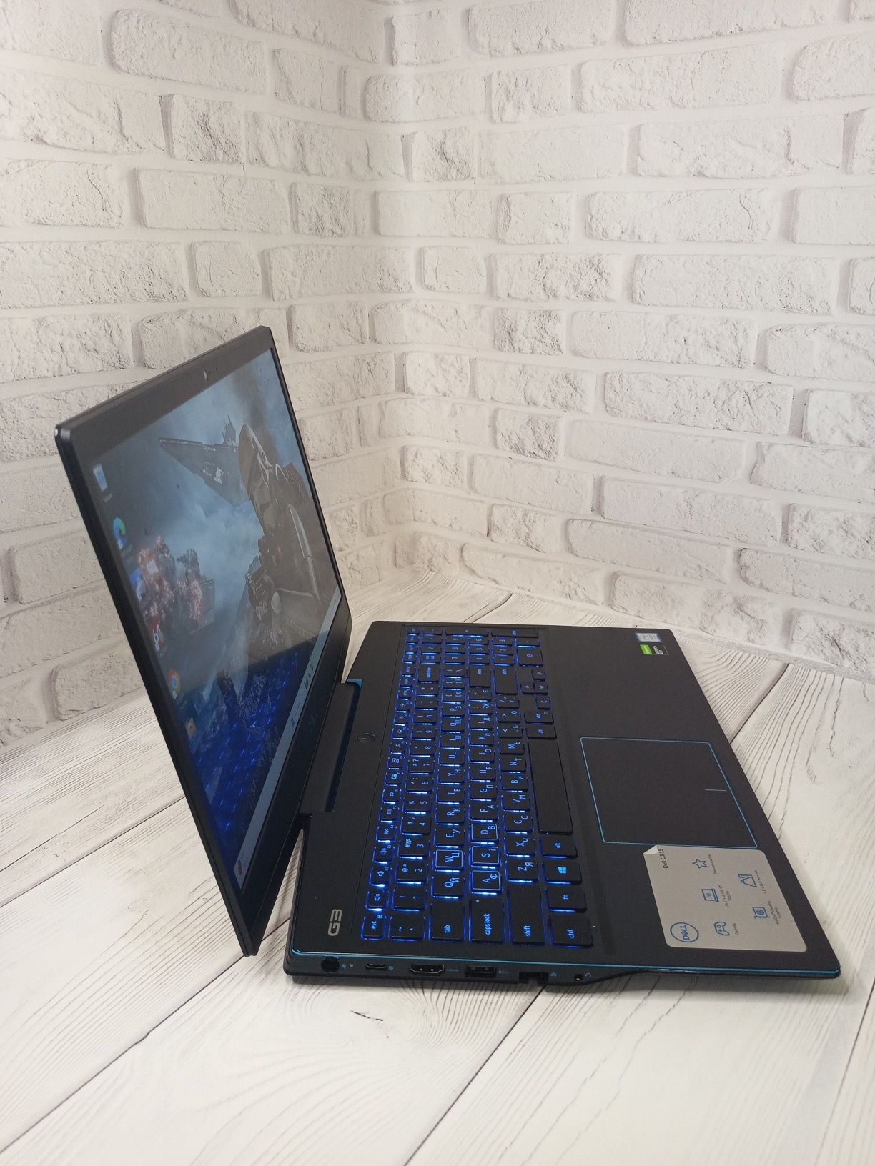 Геймерський ноутбук Dell G3 GTX 1660Ti 6Gb