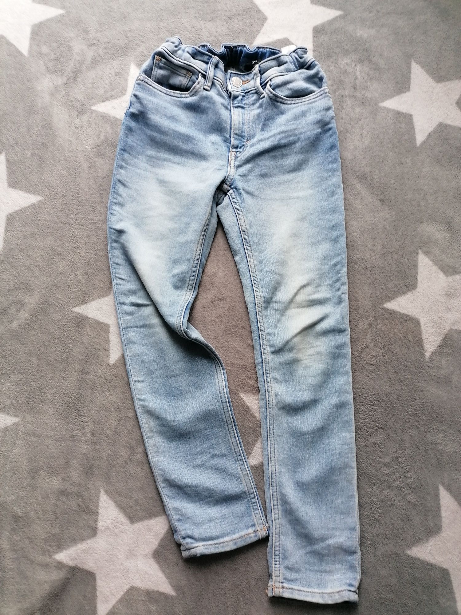 Spodnie H&M Skinny Fit dżinsowe chłopięce rozmiar 128