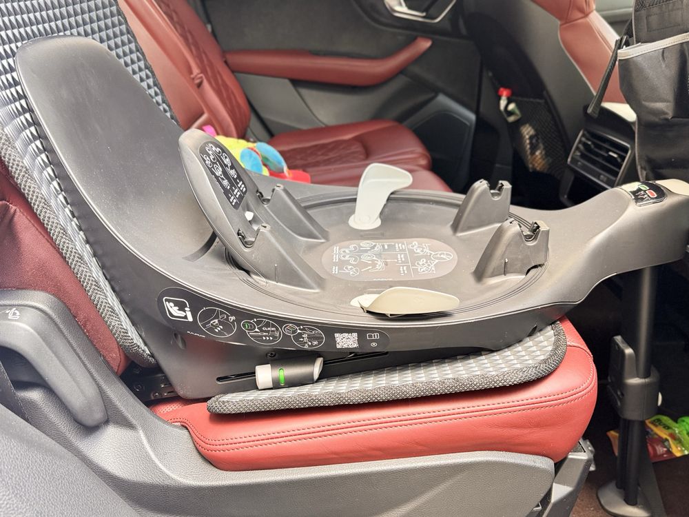 Cybex cloud z2 + база z2