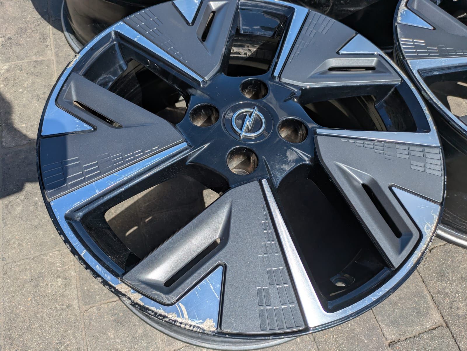 Alufelgi Opel Corsa F, Mokka II Citroen Peugeot 208 II 4x108 ET32  17"