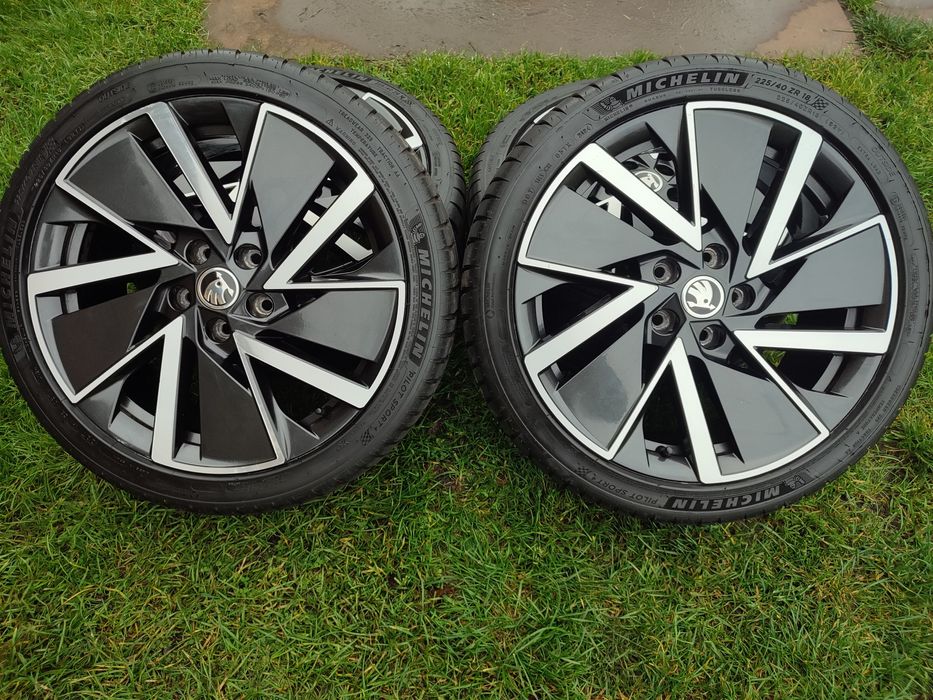 Koła 18 cali Vega Aero Skoda Octavia4 Superb Opony Letnie Michelin225