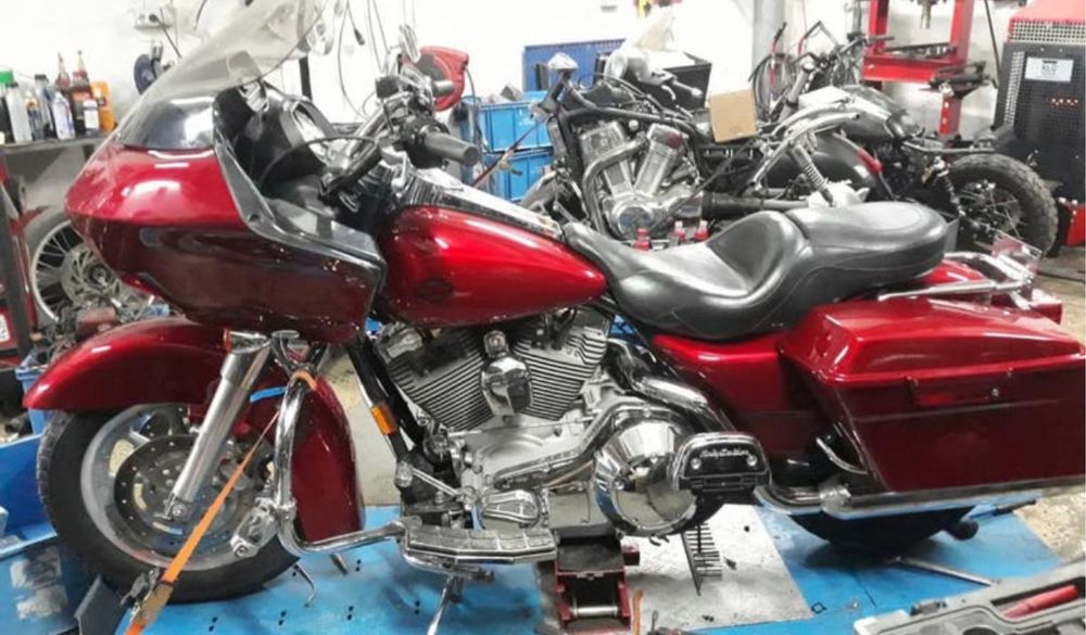 Harley road glide