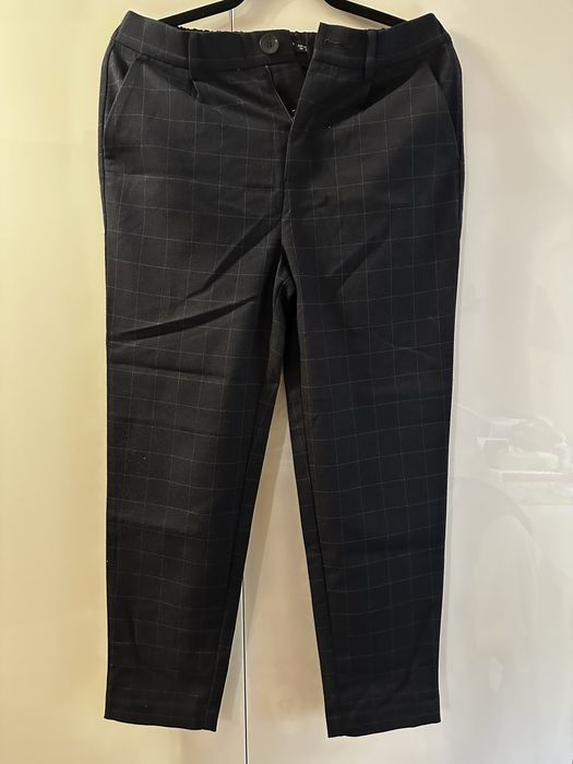 Штани жіночі класичні