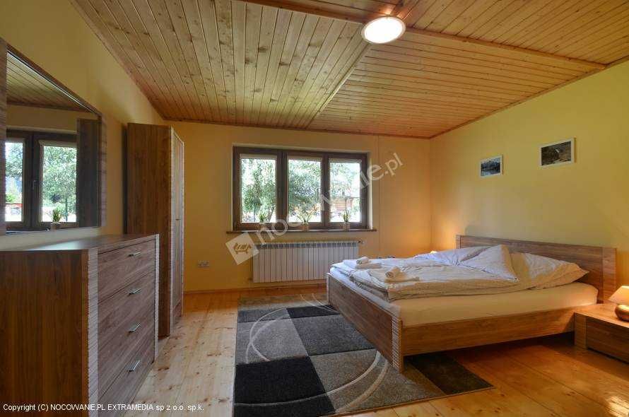 Domek pod Nosalem z ogrodem i widokiem na góry