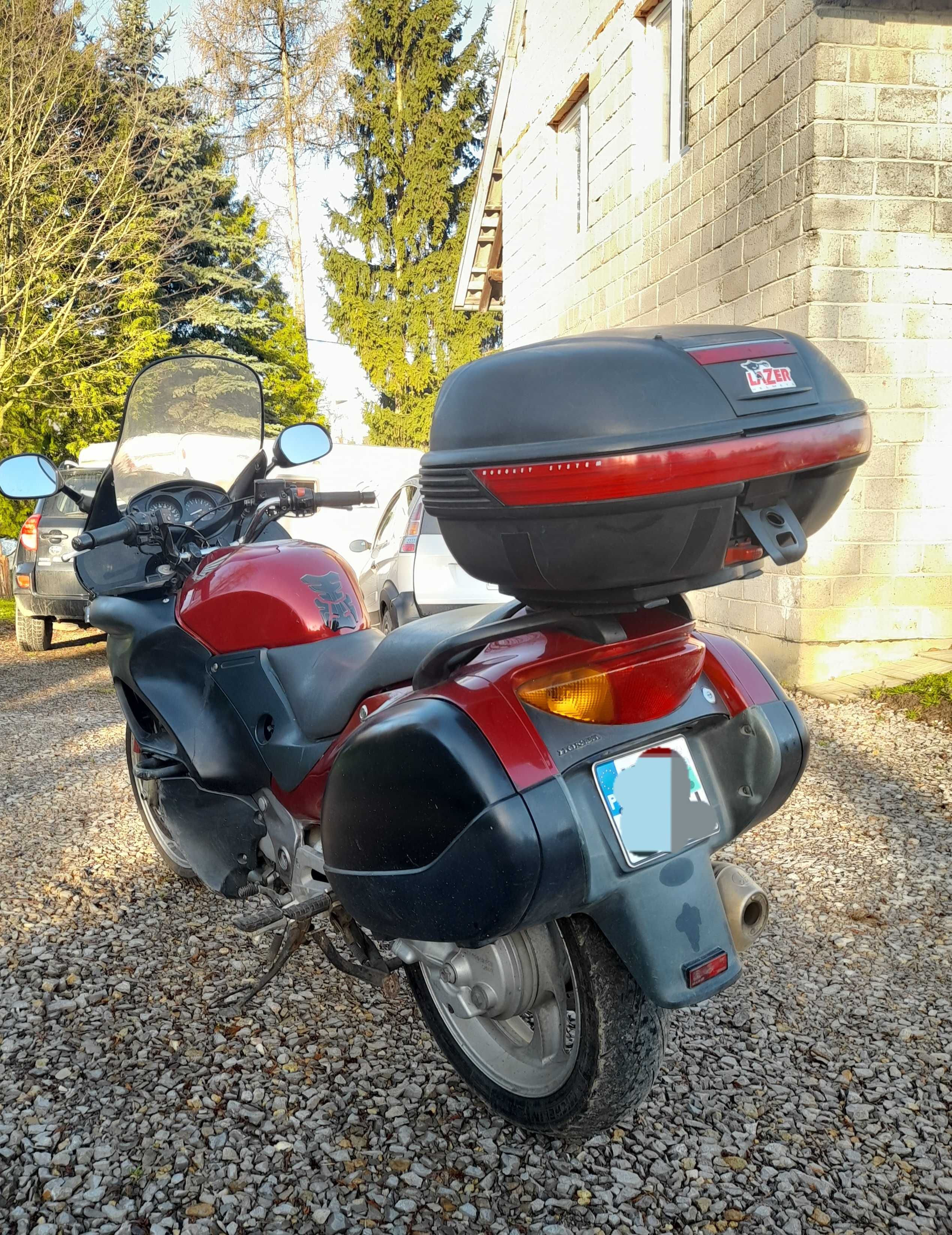 Honda Deauville 650. 2000r