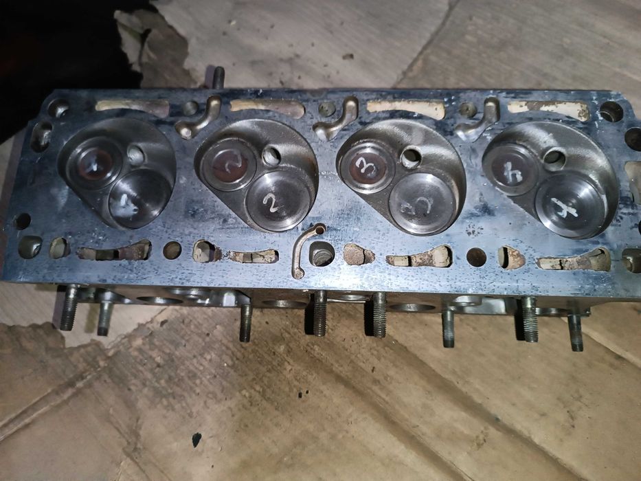 Головка Opel Vectra A 2.0i 1993