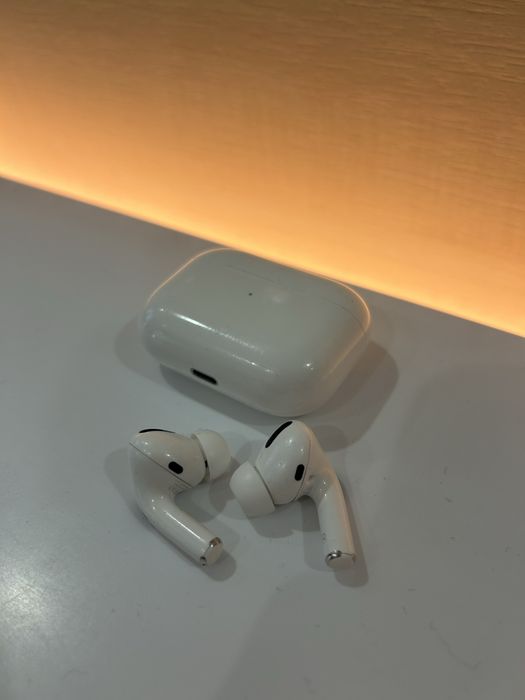 APPLE AirPods Pro 2