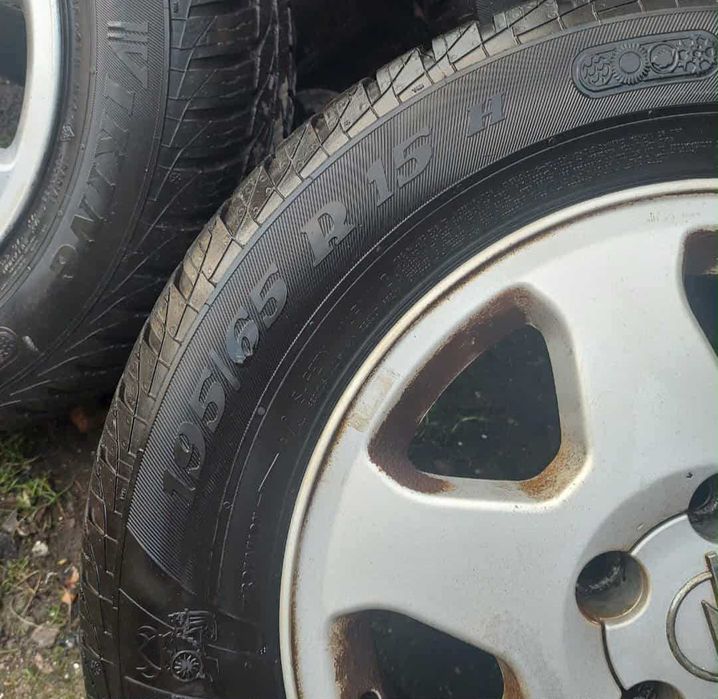 195/65 r15 opony 5x110 wielosezonowe felgi aluminiowe opel koło