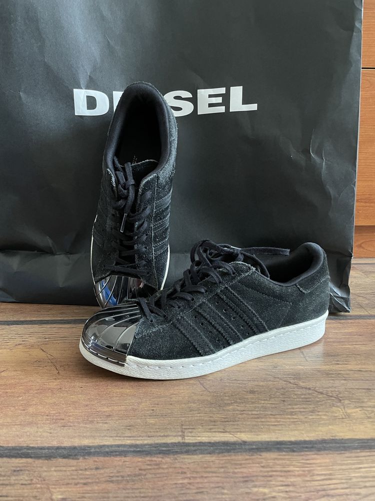 Superstary 38 adidasy