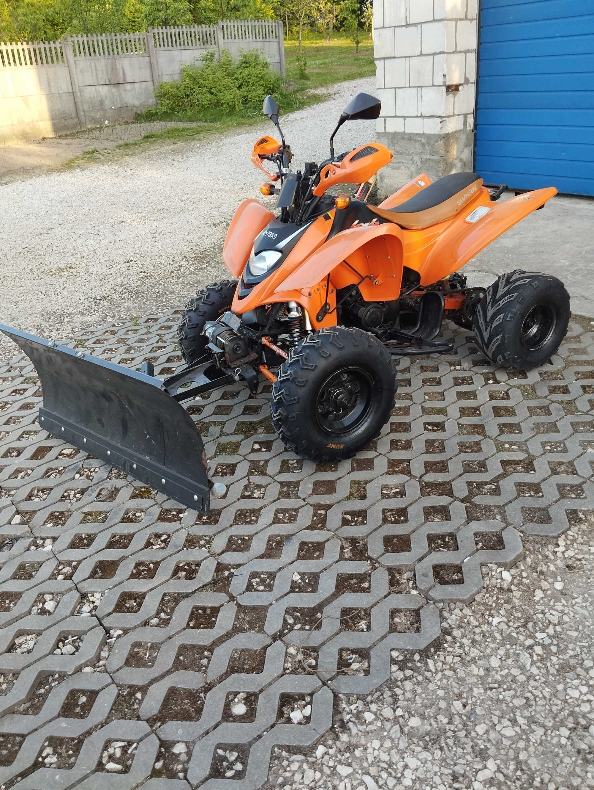 Quad 200 stan bdobry.