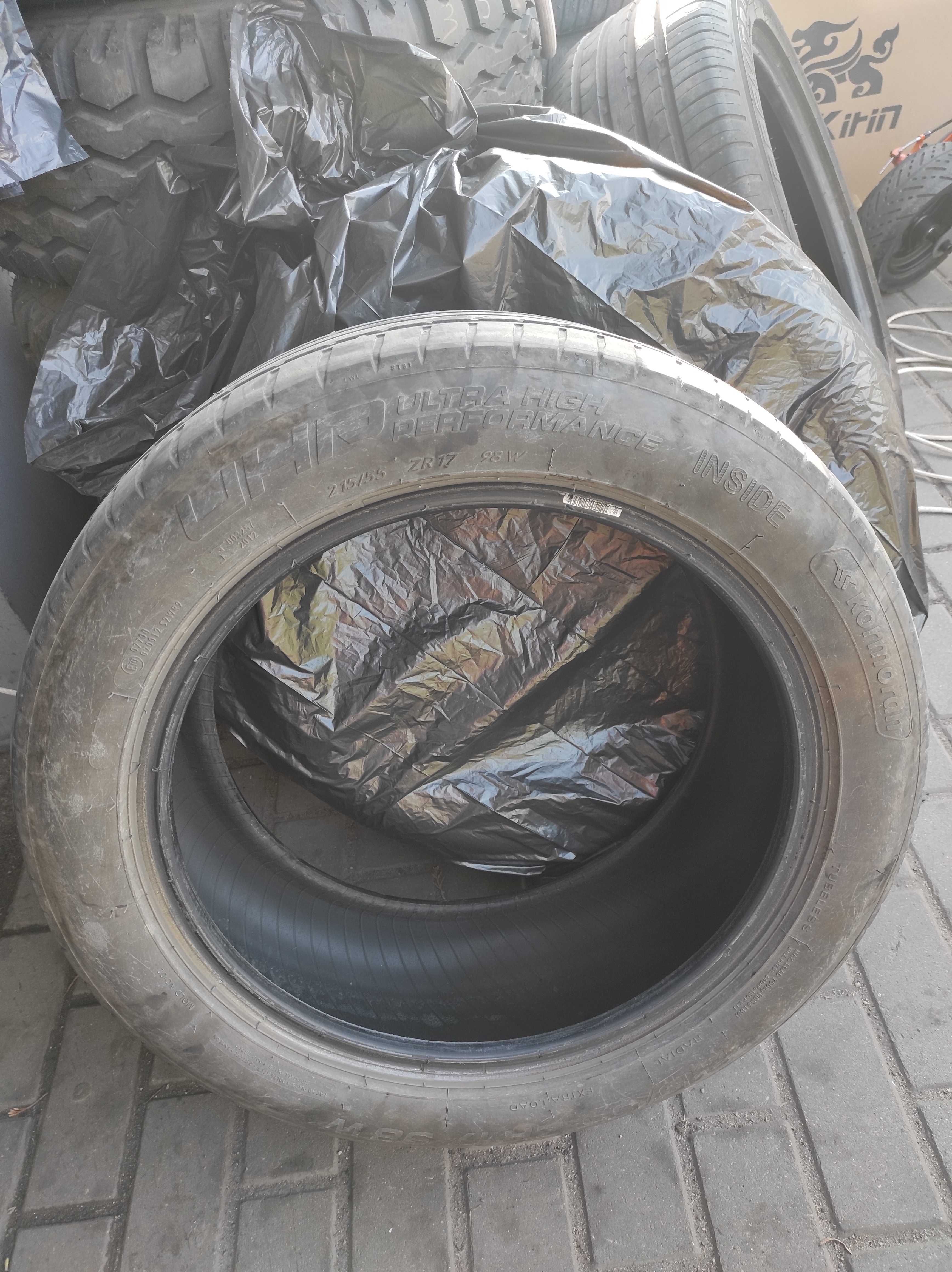 Opony Kormoran UHP 215/55/17R. Komplet Letnie