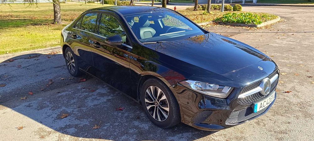 Mercedes-Benz A180d Limousine 7G-DCT Style Plus
