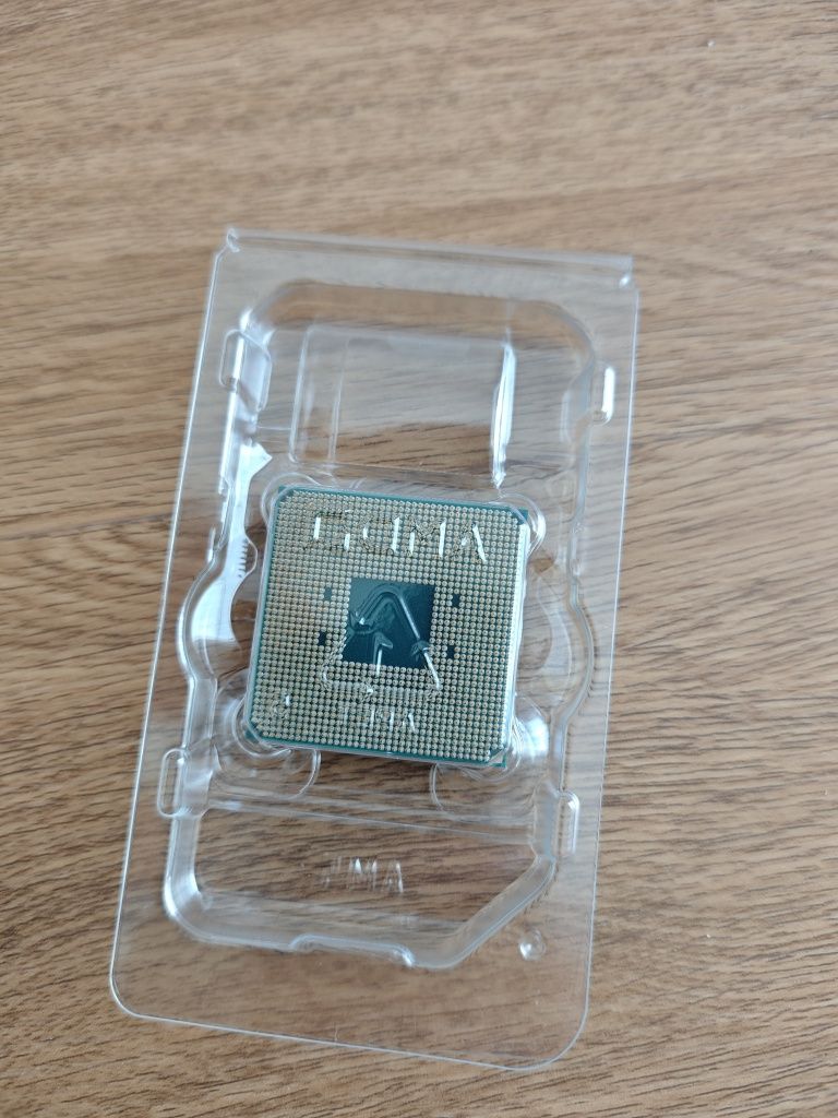 AMD Ryzen 7 5800X