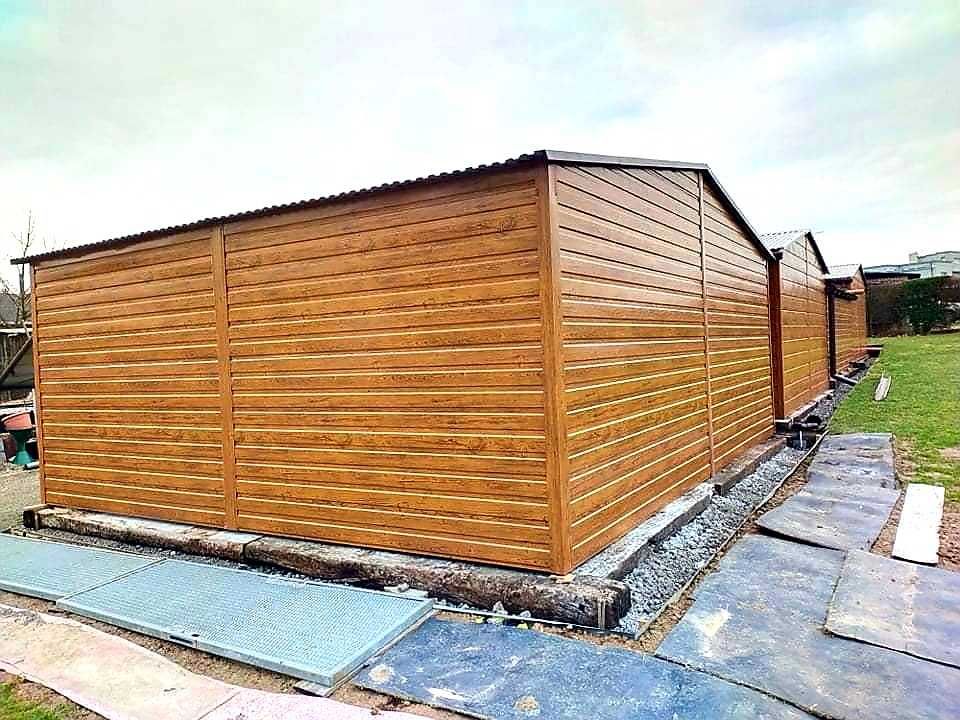 Garaż blaszany drewnopodobny 6x6