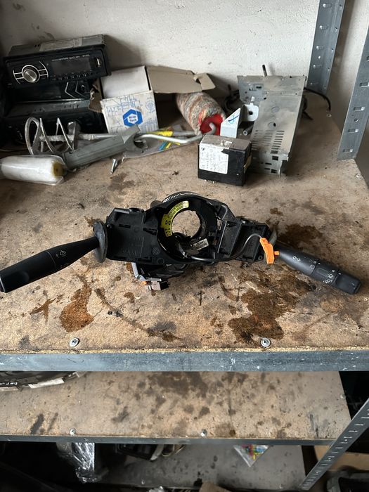 Гитара подрудевой переклбчатель дворников света пежо партнер берлинго