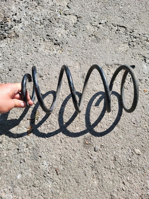 Пружина фокус 2 1.6