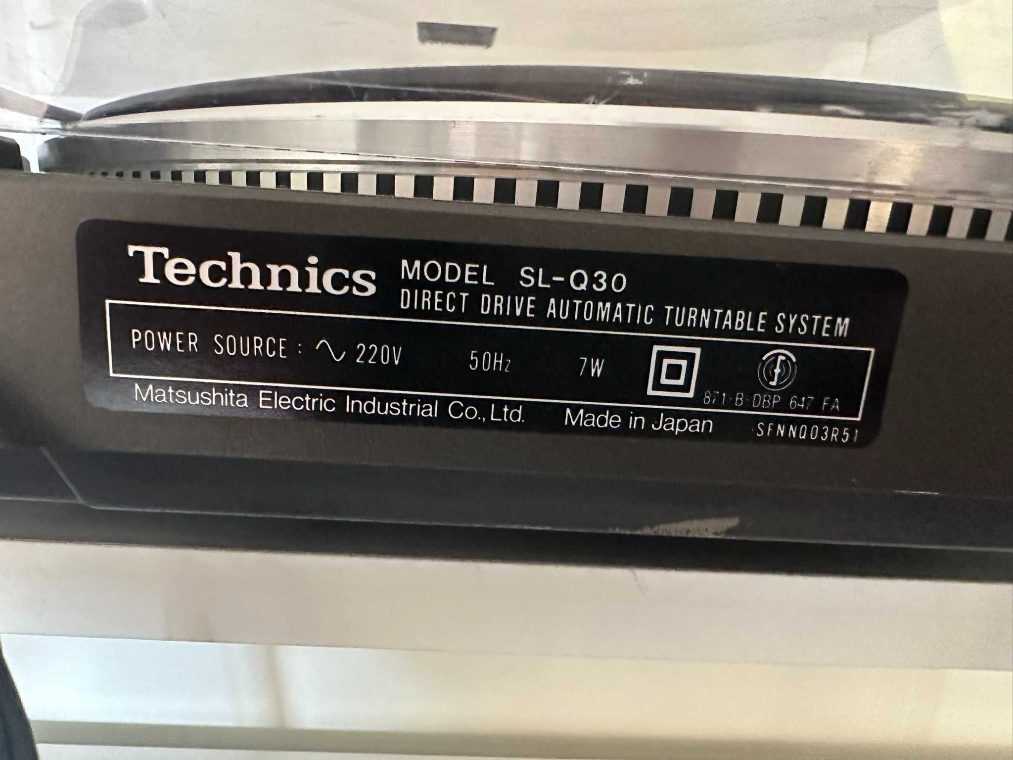 Gramofon Technics SL-Q30