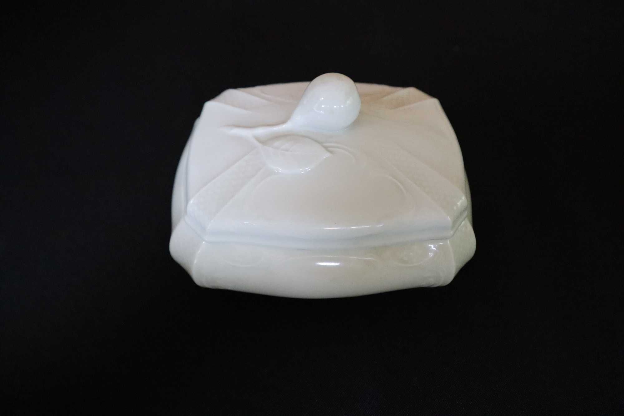 Ekskluzywny porcelanowy pojemnik  Furstenberg b080511