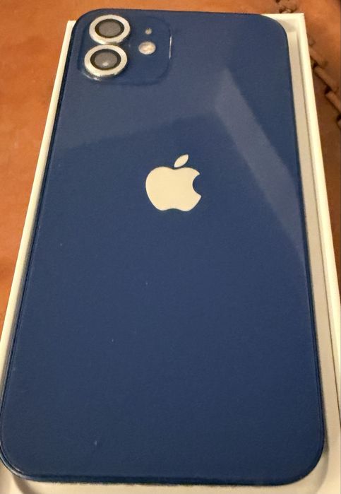 iPhone 12 64 GB stan świetny