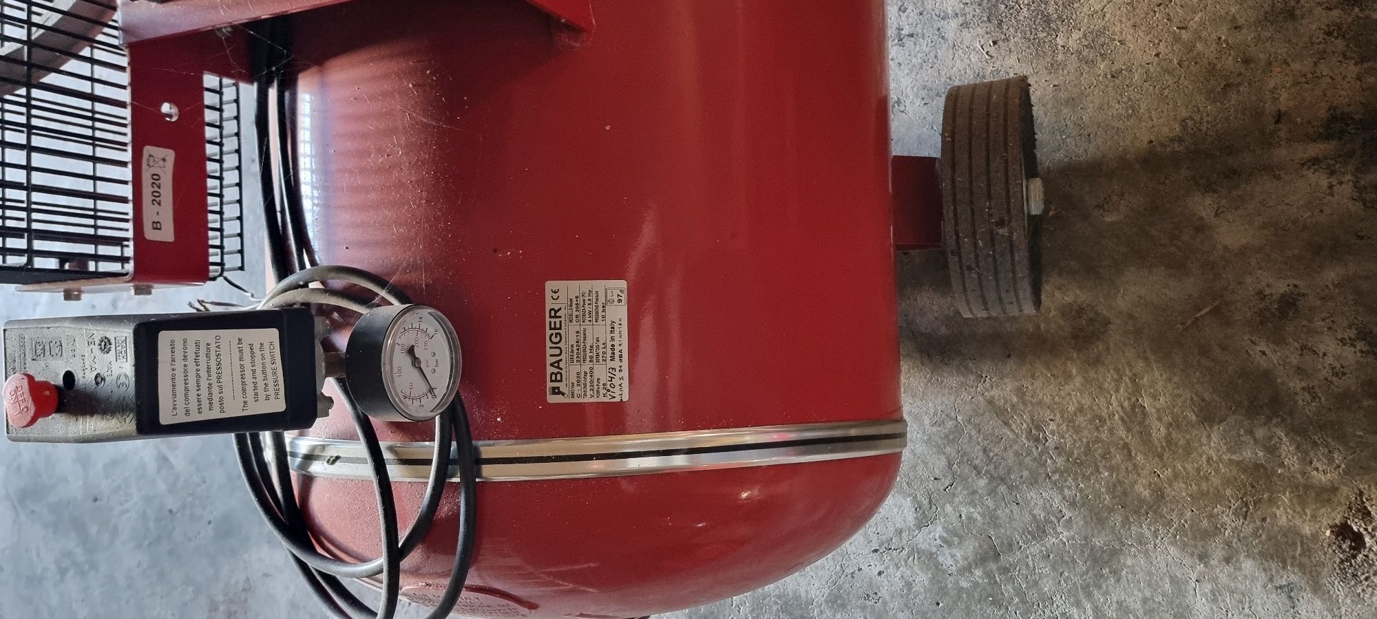 Compressor novo 270 litros