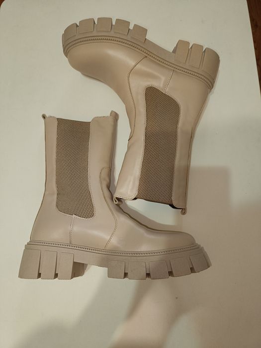 Жіночі зимові шкіряні черевики, чоботи челсі