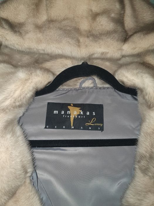 Норковая шубка Manakas из серенькой плюшевой норки, размер XS-S