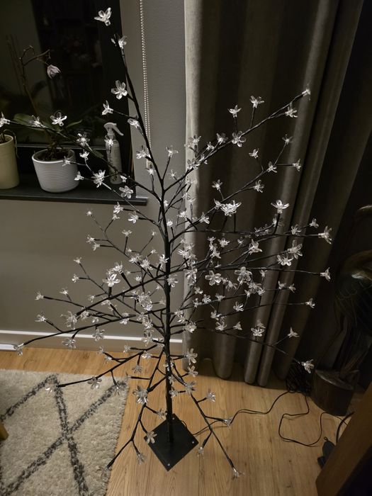 Drzewko dekoracyjne led świecące świąteczne  ozdoba na święta