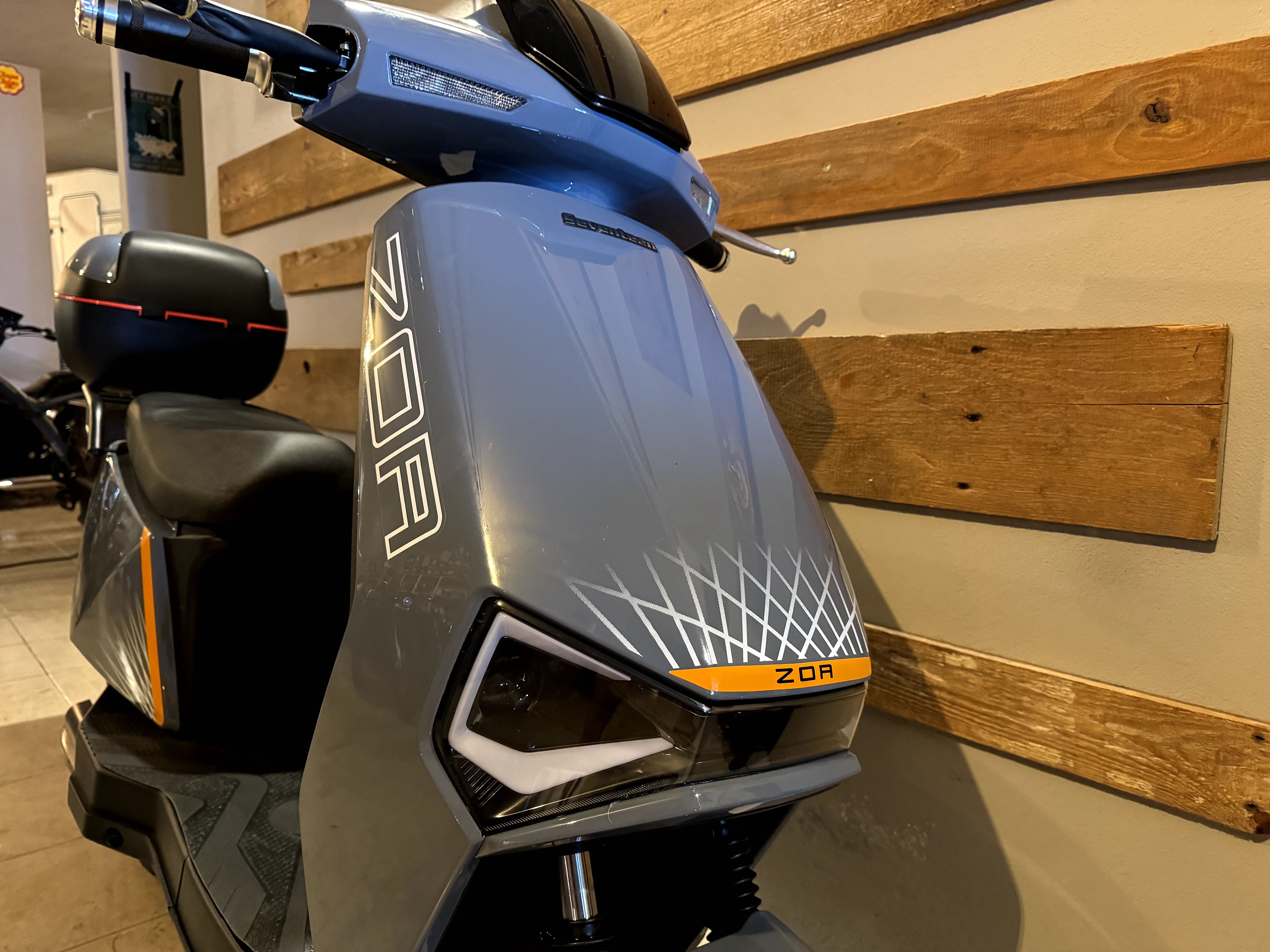 Scooter elétrica sem carta Seventeen Zoa financiamento