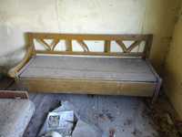Stara ławka, kanapa, stary mebel
