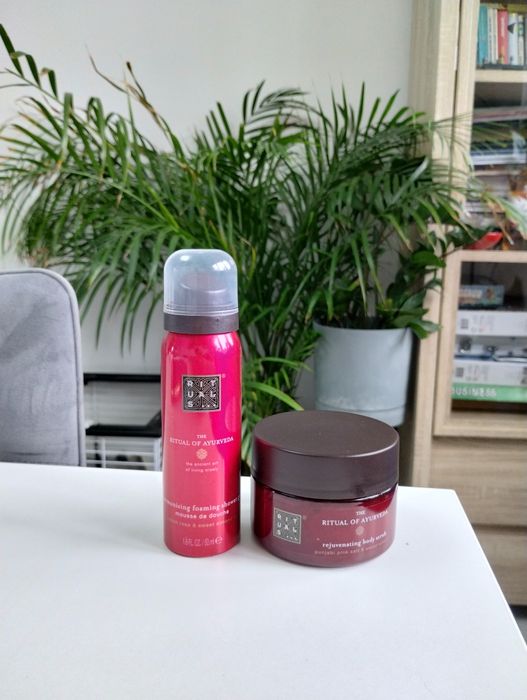 Rituals of ayurveda peeling i pianka zestaw